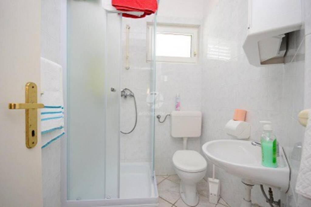 Adriatic Apartman A4 -Rab Kampor المظهر الخارجي الصورة